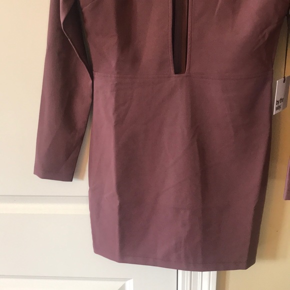 Revolve dress - Picture 6 of 8